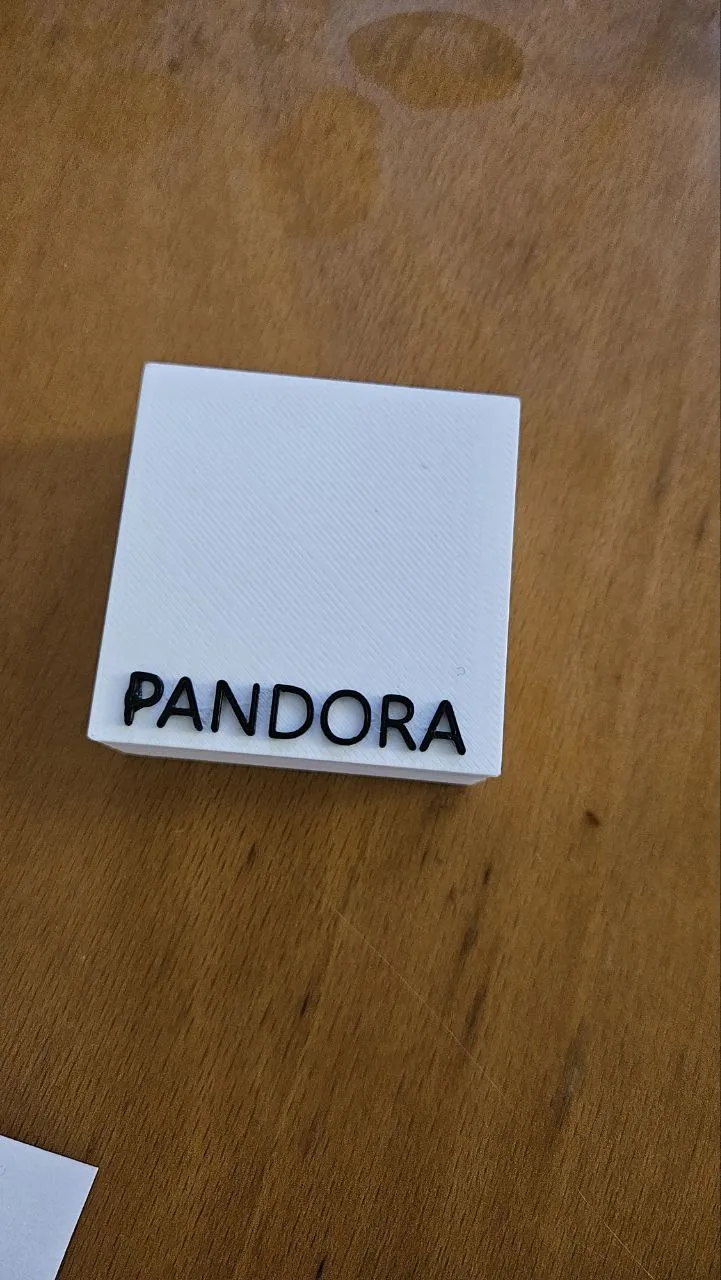 Pandora Earrings Box view 2