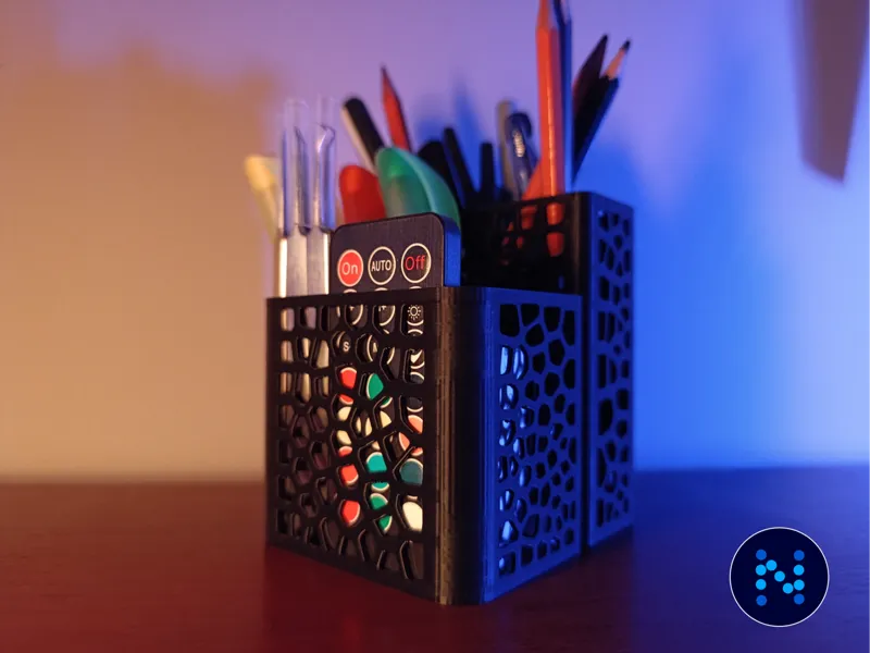Pen Holder