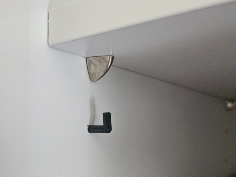 Haken für Regalbodenloch (3 mm/4 mm/5 mm)