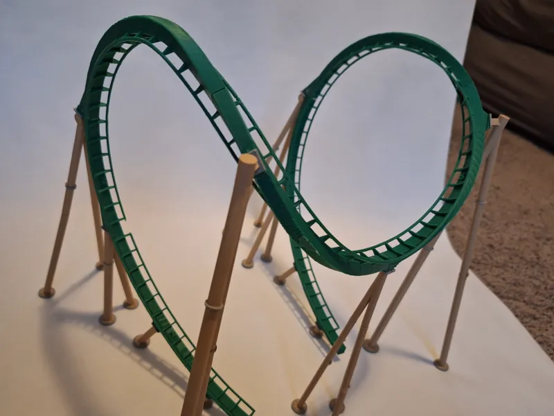 B&M Cobra Roll roller coaster model