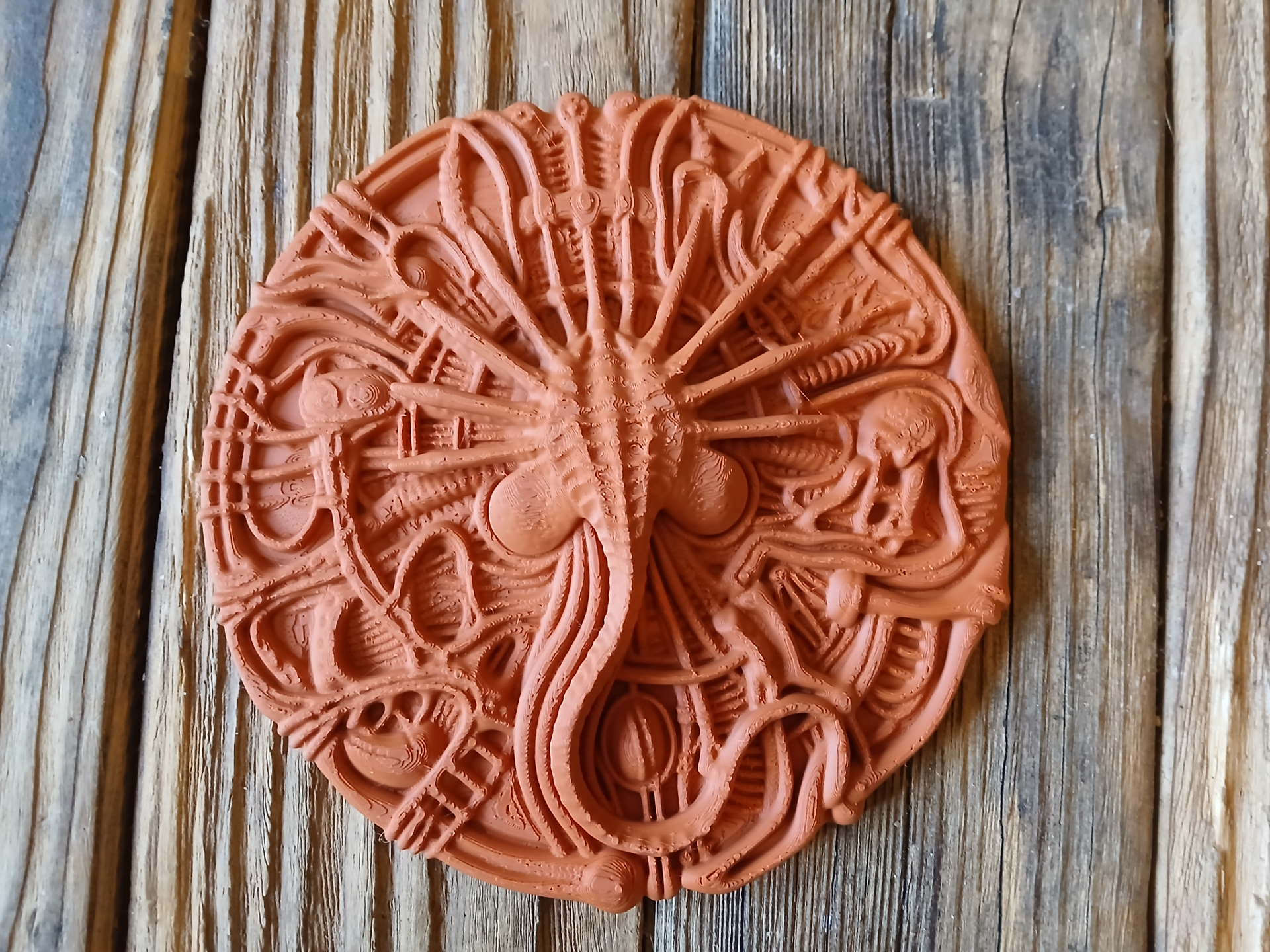 Facehugger Relief