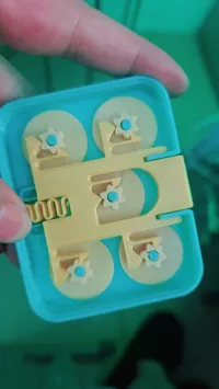 无需弹簧无需AMS,自行上色0.2mm 层高, 2 层墙, 15% 填充