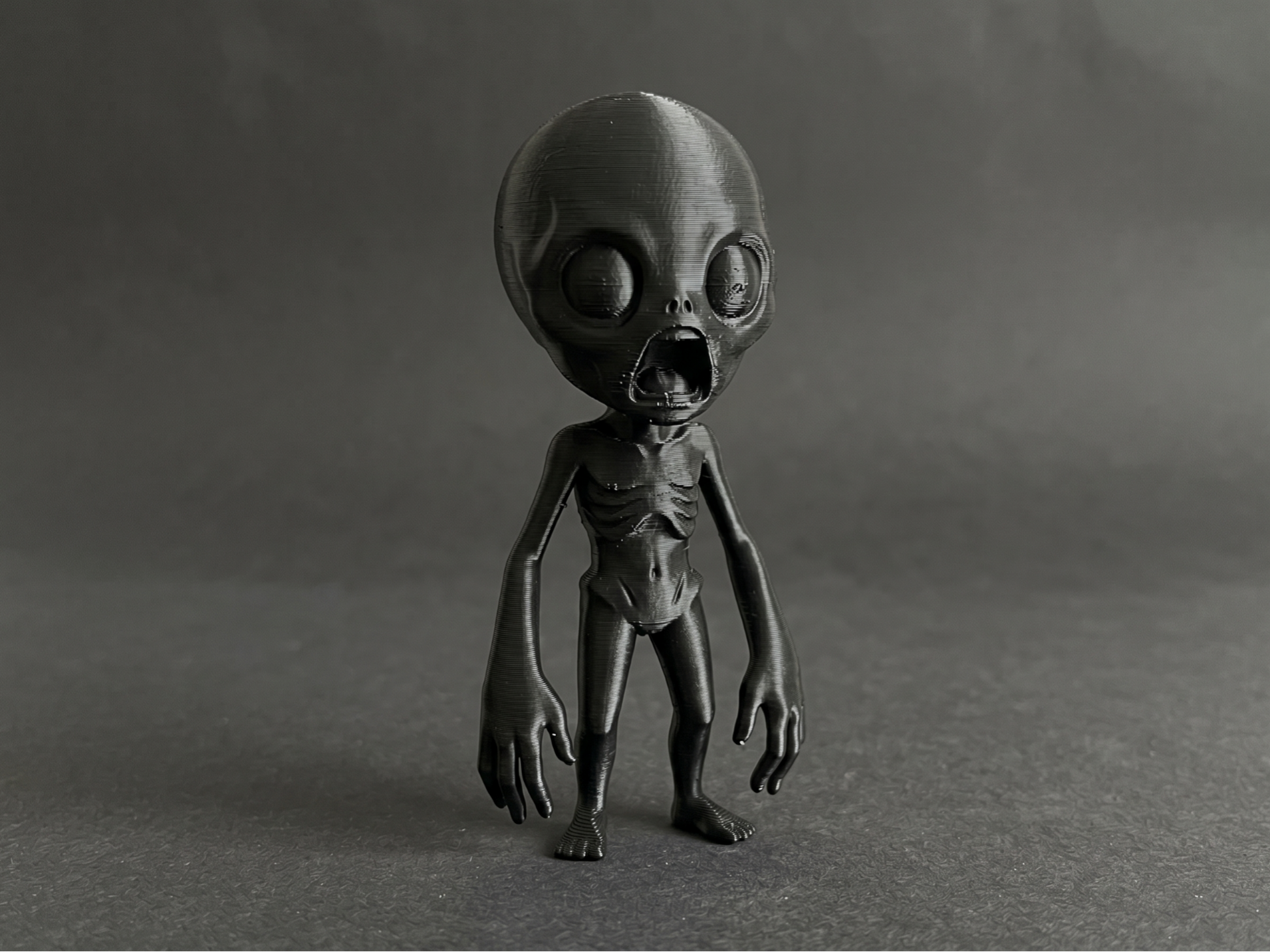 Chibi Alien Figurine (Startled Expression)