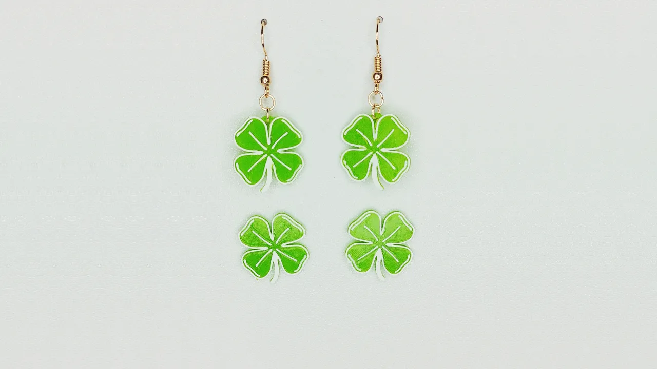 fourleaf clover - earrings view 2