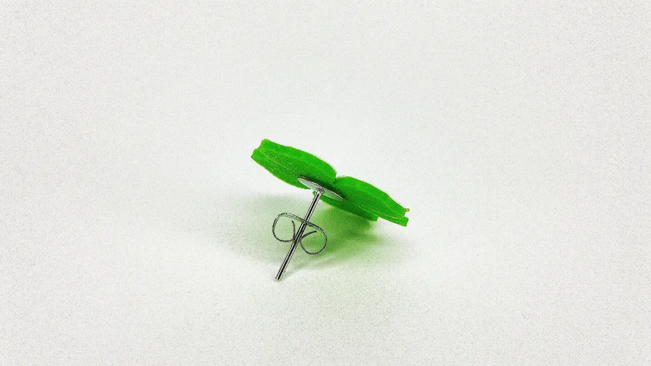 fourleaf clover - earrings view 4