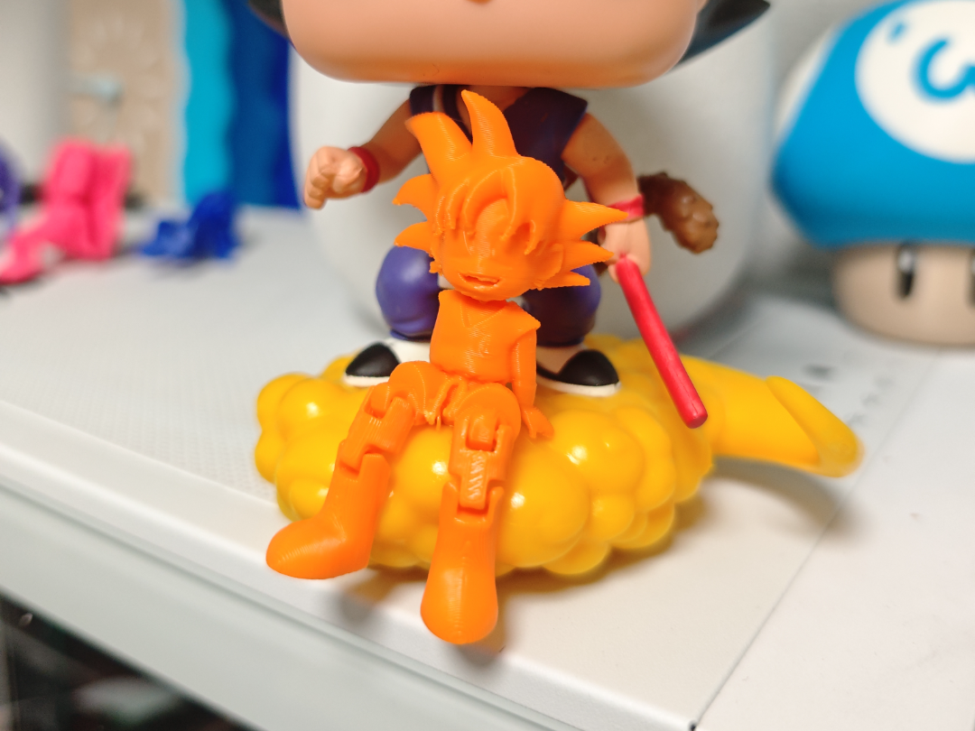 Articulated legs Goku Buddy (chibi)
