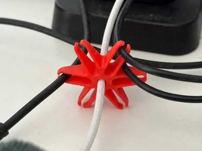Star Cable Organizer / Holder