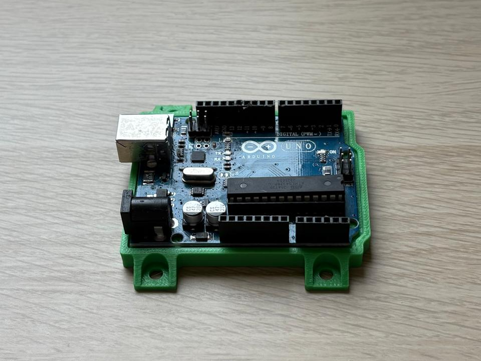 Arduino UNO Mount w/ M3 Screw Holes