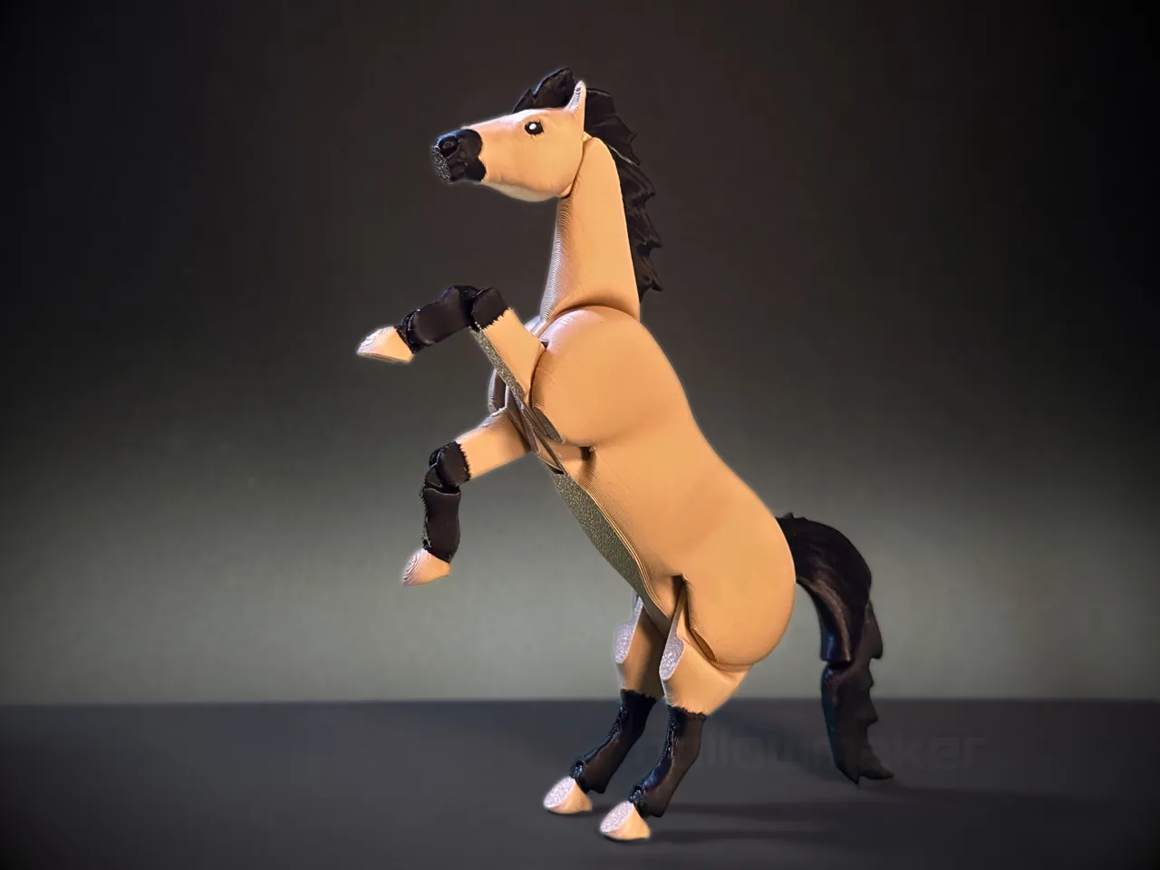 Lunova - Articulated Horse (Print-In-Place) view 2