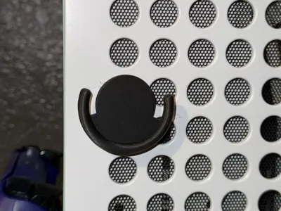 Qube 500 Popsocket Attachment