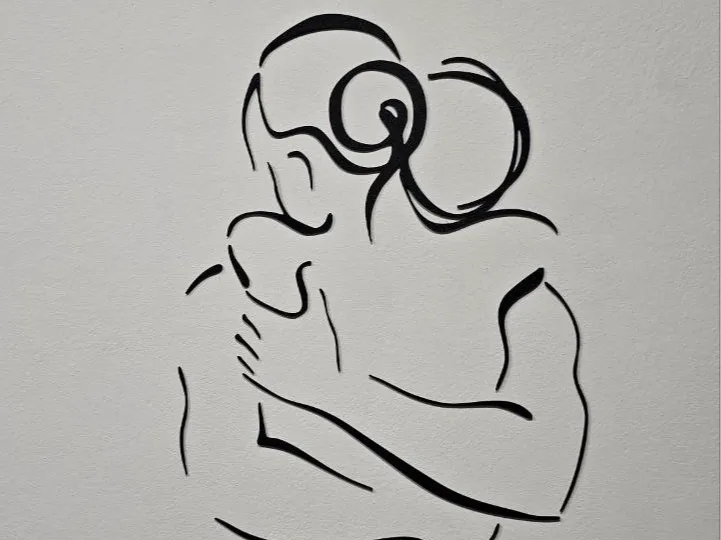 Hug - Wall Modern Line Art