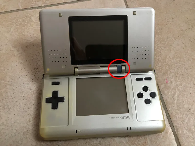 Nintendo DS broken plastic hing eyelet fix part