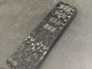 Case Voltmetro