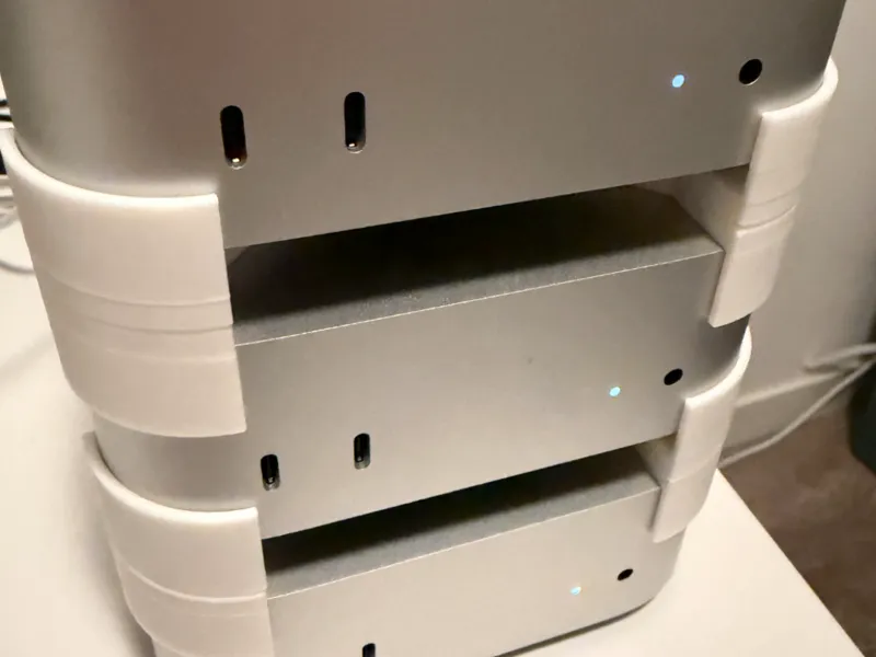Mac mini M4 Stackable Frame