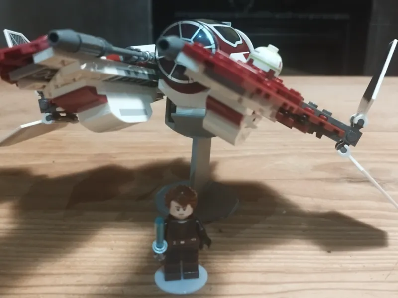 Support Jedi's interceptor 75401