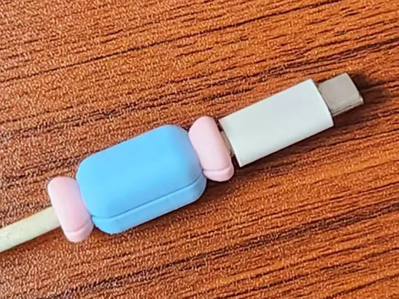 Miniatura 7 do modelo 3D 数据线小保护套
