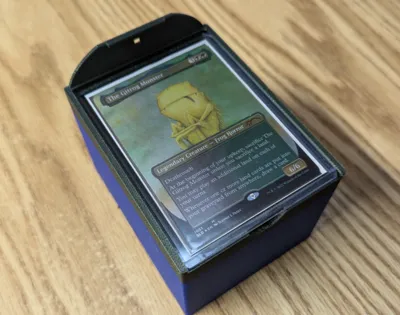 Commander Deck Box with Toploader Lid, with Tab