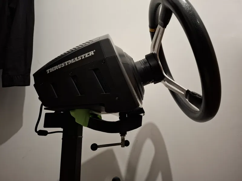 Thrustmaster desk mount