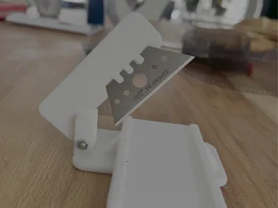 Blade holder compatible with Wolfcraft TK-050x52