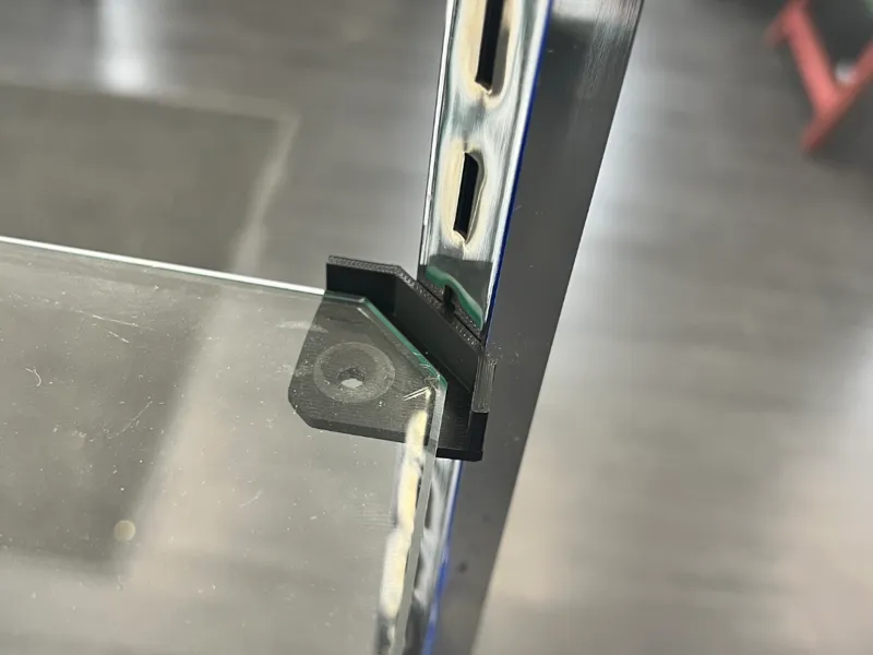 SHELVING HARDWARE