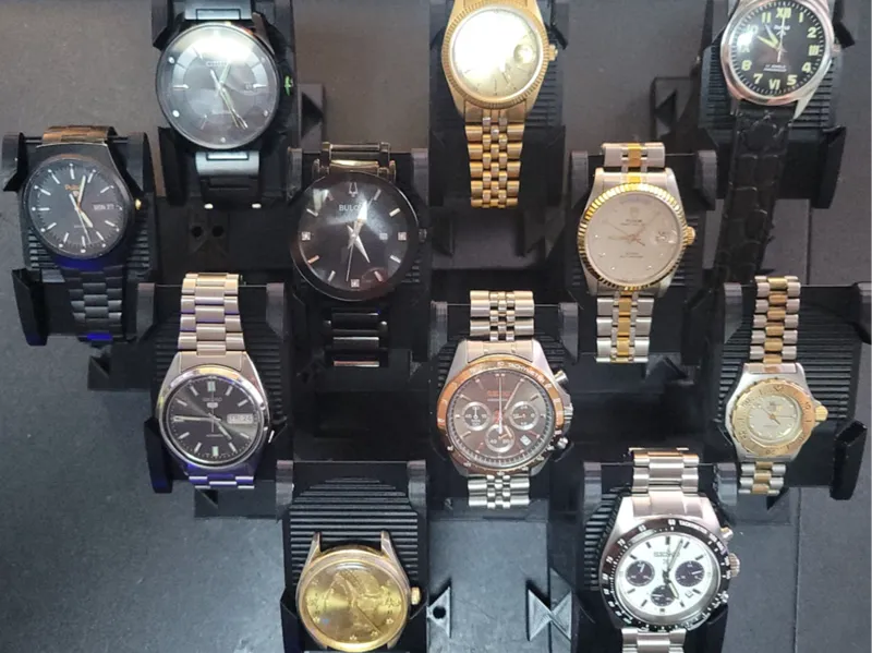 Watch Rack