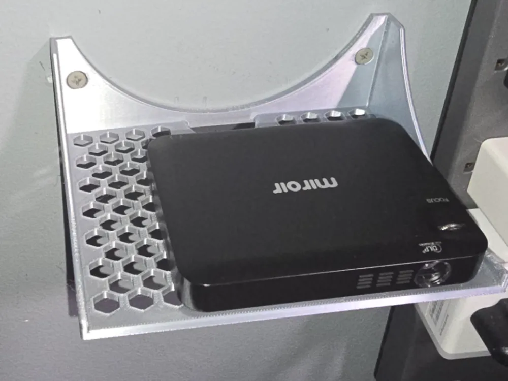 Simple mini projector shelf - Free 3D Print Model - MakerWorld