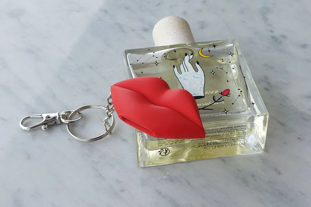 Labios Rellenos Llavero abrecartas de labios rojos - Modelo de impresión 3D gratuito ...