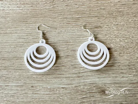 Circle earring