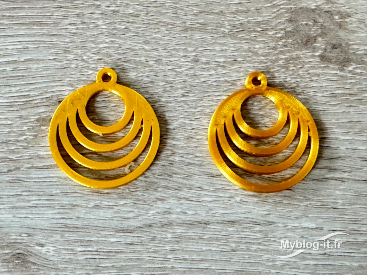 Circle earring view 2