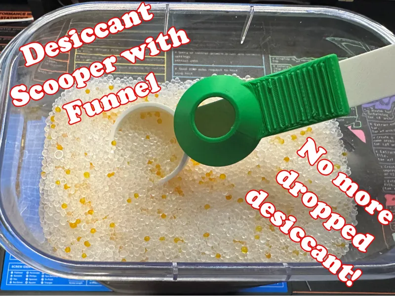 Desiccant Scoop and Funnel All in One