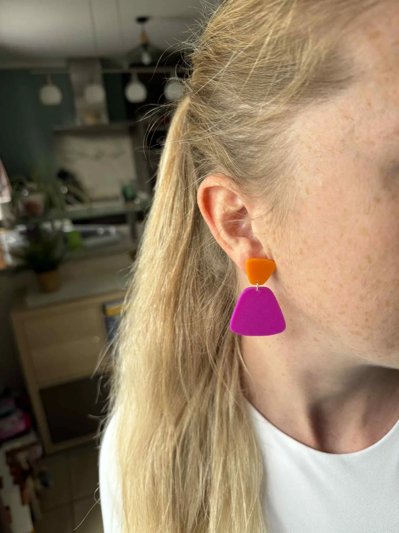 Boucle d'oreille géométrique view 3