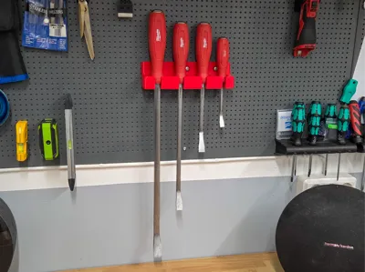 Wall or pegboard hanger for Milwuakee Pry Bar Set