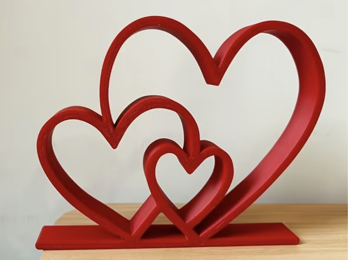 Dekorativer Herz aufsteller
