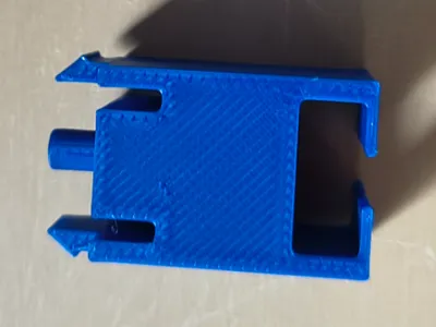 Latching mechanism for enclosure lid