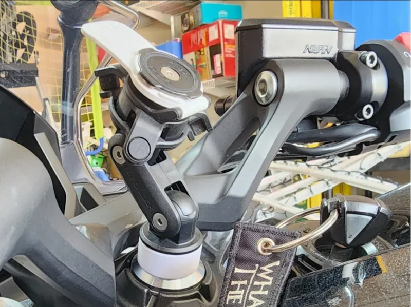 Quadlock Spacer for Kawasaki Ninja