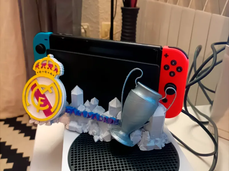 Cubierta Real Madrid para la base Nintendo Switch 