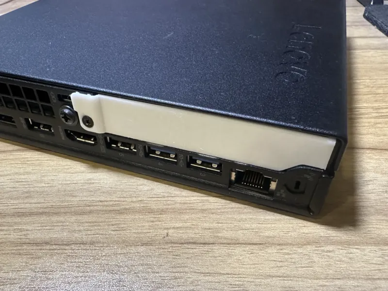 联想M920q后挡板基板