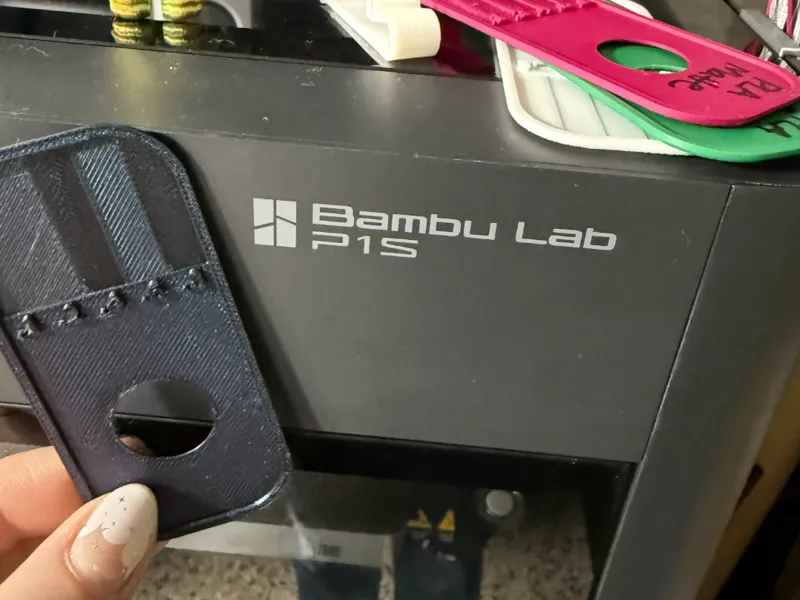 P1S Version of the single hole swatch