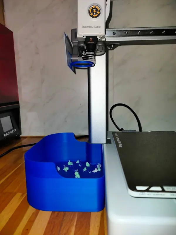 Corbeille « poop bin » pour Bambu Lab A1
