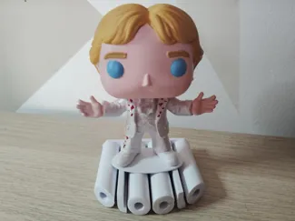 Cloclo style Pop avec socle