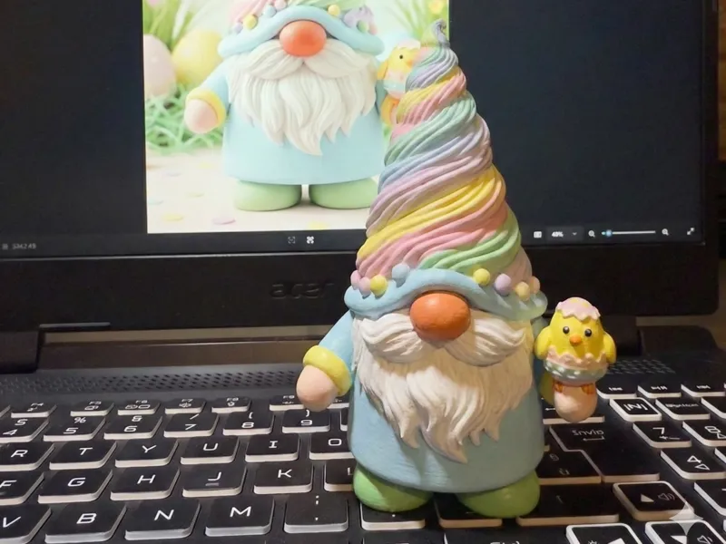 Easter Piping gnome to decorate