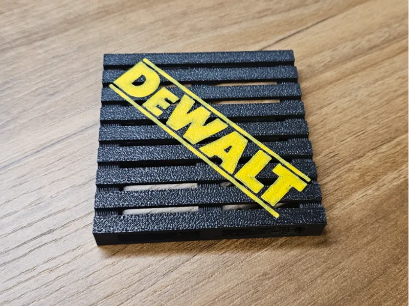 Dewalt Pallet Coaster