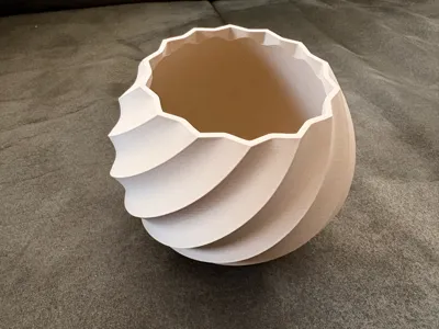 Simple Spiral Flower Pot