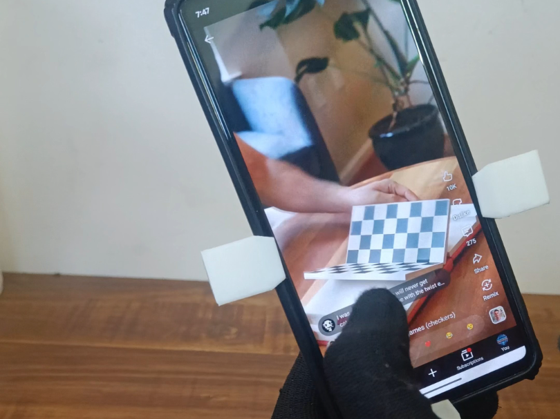 Parametric Fin-Grip Phone Holder Ergonomic