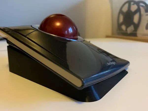 Support ergonomique pour trackball Kensington SlimBlade