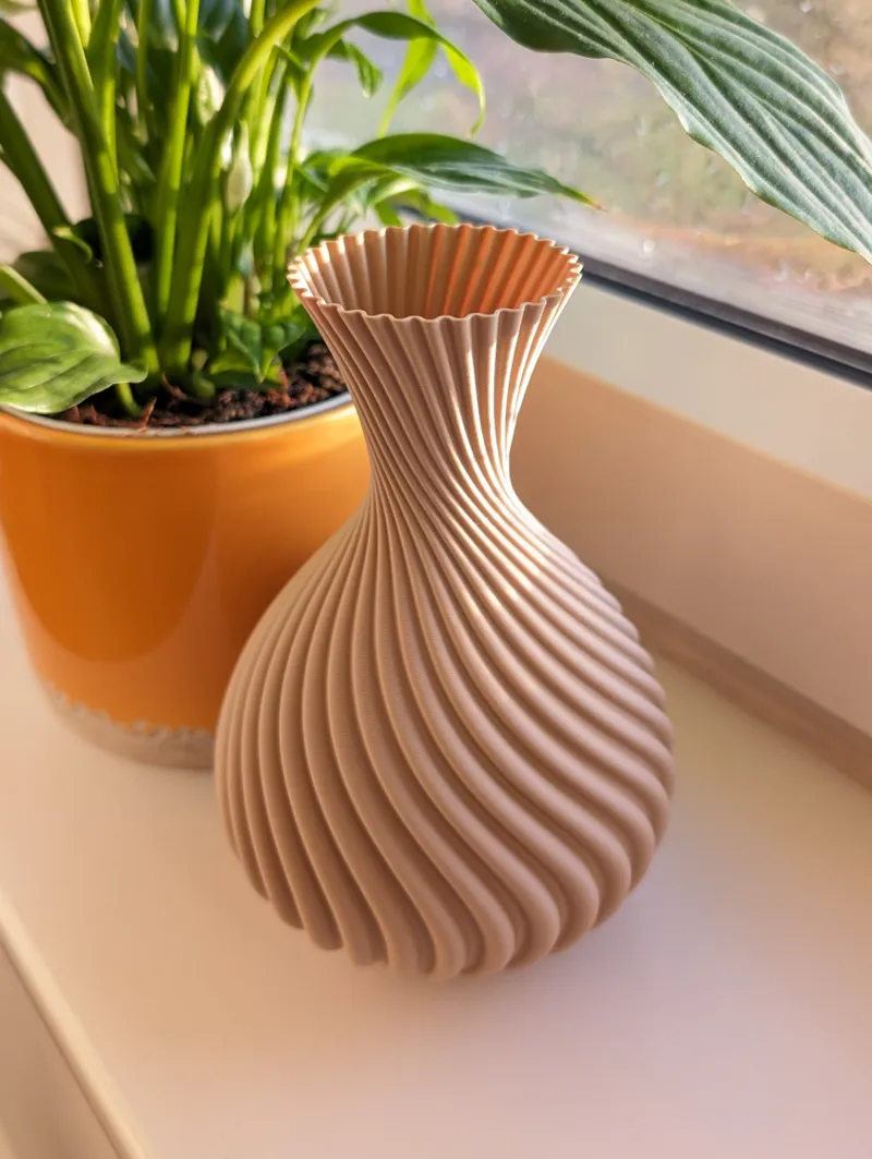Vase 1