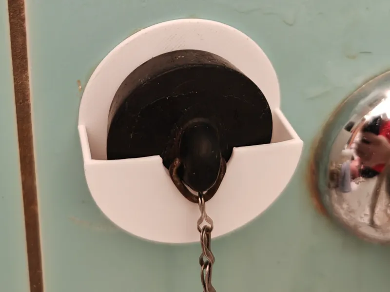 bathtub stopper holder