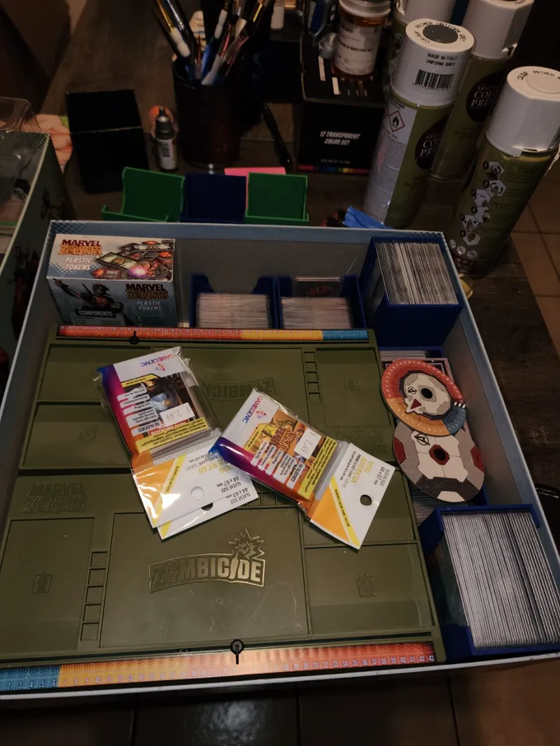 Marvel zombies / heroes board game cardboard box inserts for cards and pieces