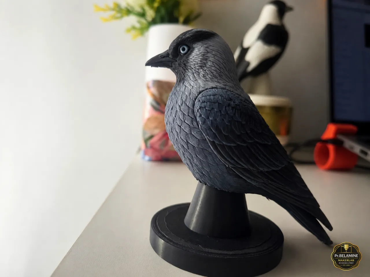 Jackdaw High-Detail Figurine view 3