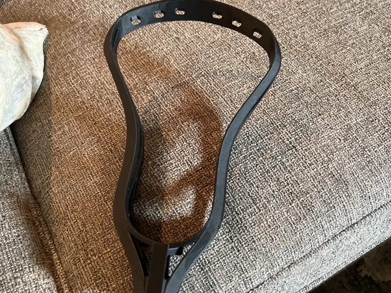 Lacrosse head